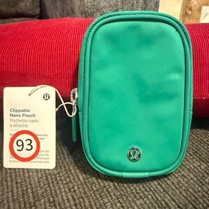 Lululemon Athletica Teal Clippable Pouch
